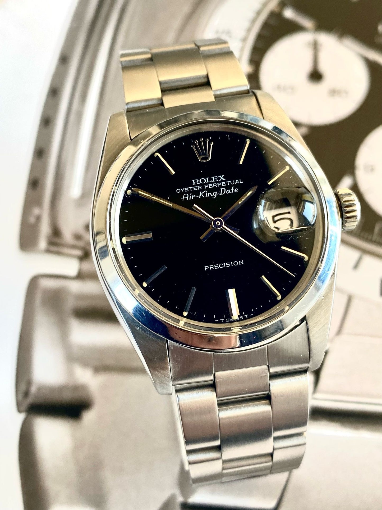 Rolex Air King Date
5700