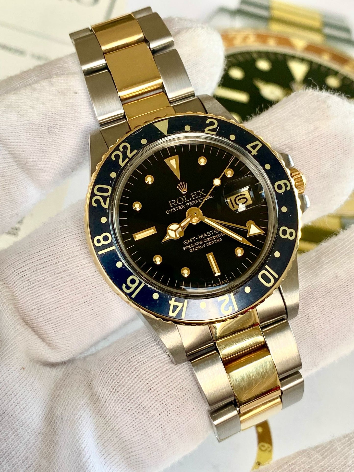 Rolex GMT-Master
1675 nipple dial