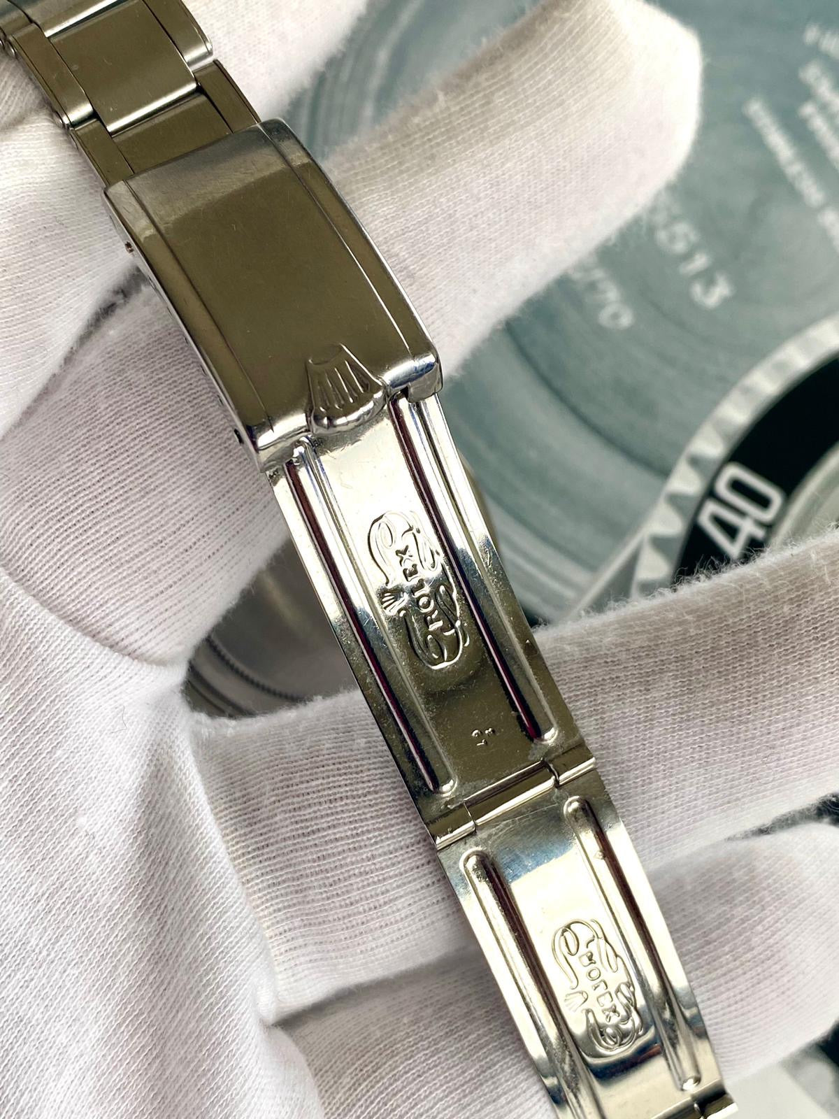 Rolex Submariner (No Date)
5512
