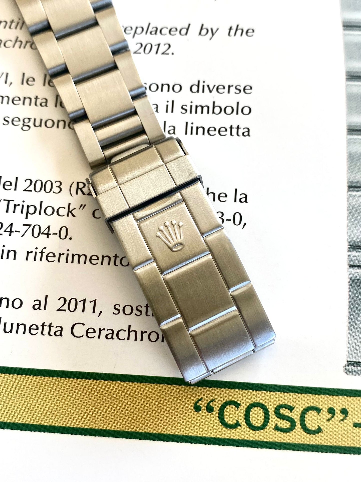Rolex Submariner (No Date)
14060M