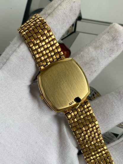 Vacheron Constantin
18K Gold woven basket onyx dial