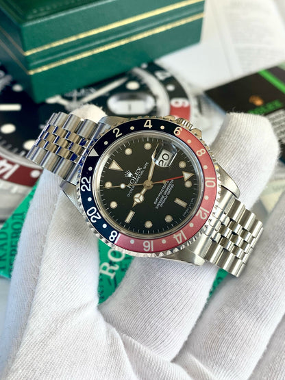 Rolex GMT-Master II
16710 coke Jubilee ghost