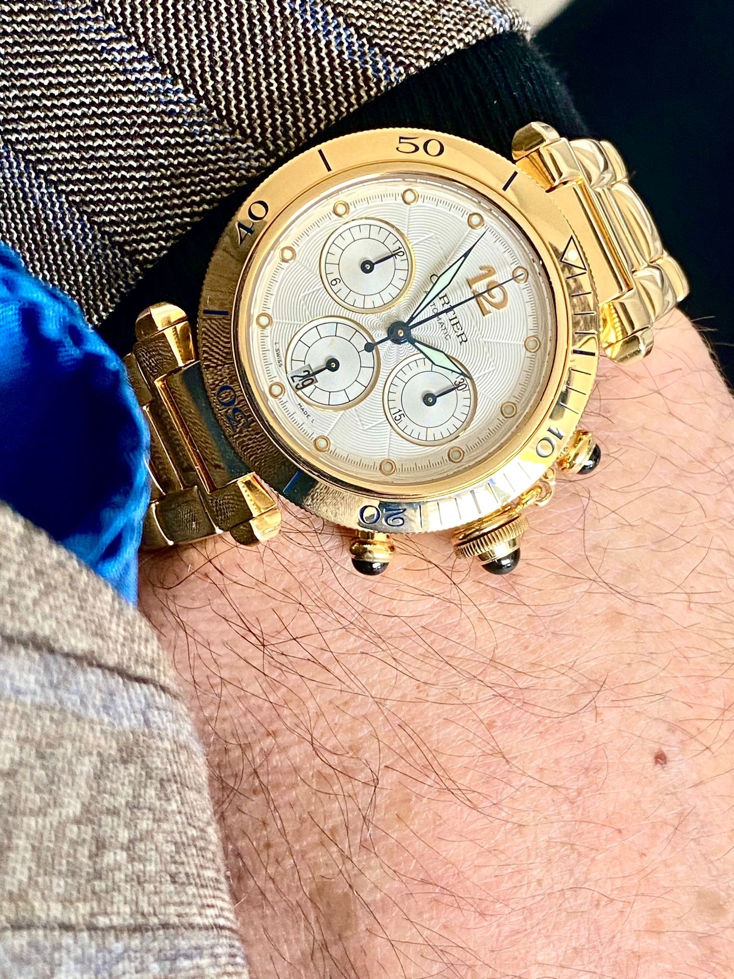 Cartier Pasha
Chronograph 2111 full gold