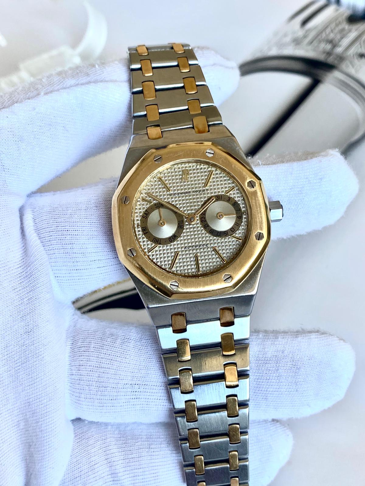 Audemars Piguet Royal Oak Day-Date
25572SA.0.0477SA.01